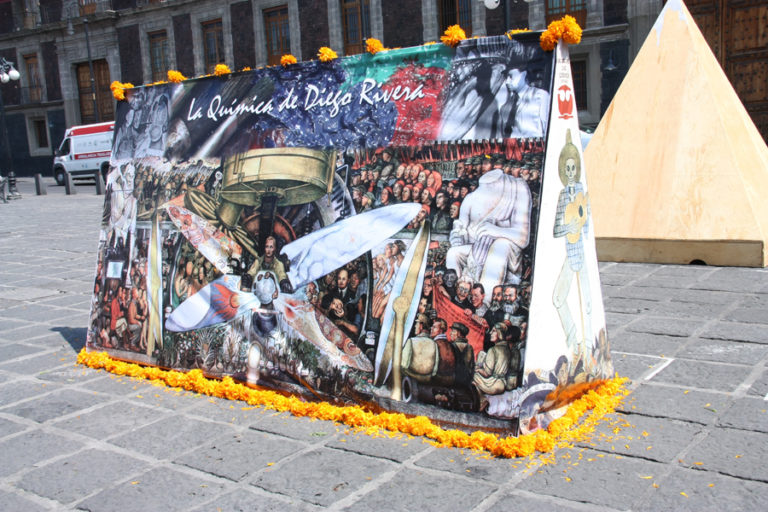 Celebra la FQ el Día de Muertos con Catrinas, ofrendas y